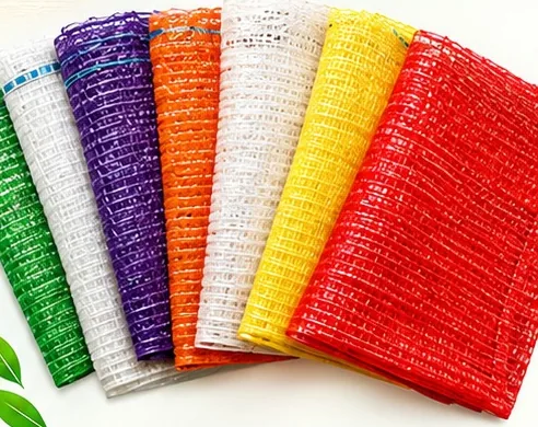 Folded leno mesh bags in several colours